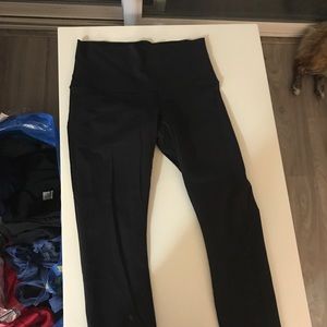 Lululemon wunderunder leggings size 8